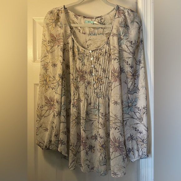 Kimchi Blue blouse - Picture 1 of 5